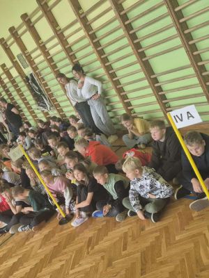 Apel porządkowy dla klas IV- VIII. 