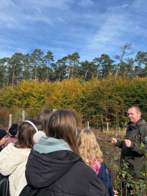 lekcja-outdoorowa-z-leśniczym