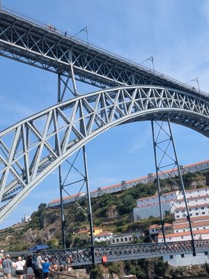 Most Ludwika I, jeden z najważniejszych zabytk&oacute;w Porto