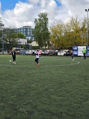 Zawodniczki naszej szkoły podczas sportowej rywalizacji z reprezentantkami SP Zduny.