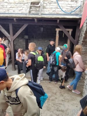 Wizyta w sali tortur średniowiecznych Wizyta w sali tortur średniowiecznych